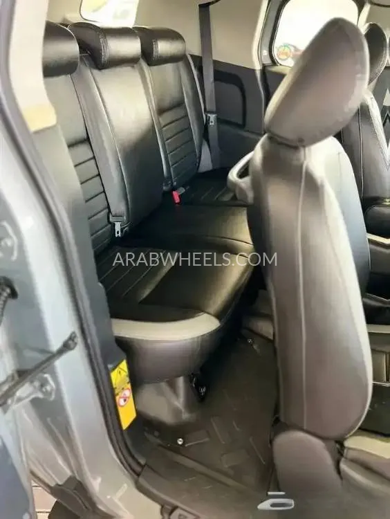 تويوتا إف جي كروزر 2017 for Sale in الرياض Image-13