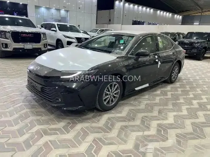 تويوتا كامري 2025 for Sale in الرياض Image-2