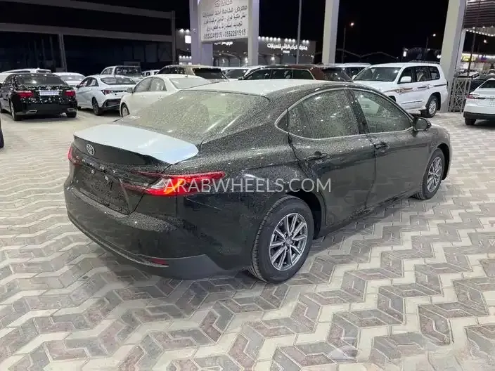 تويوتا كامري 2025 for Sale in الرياض Image-4