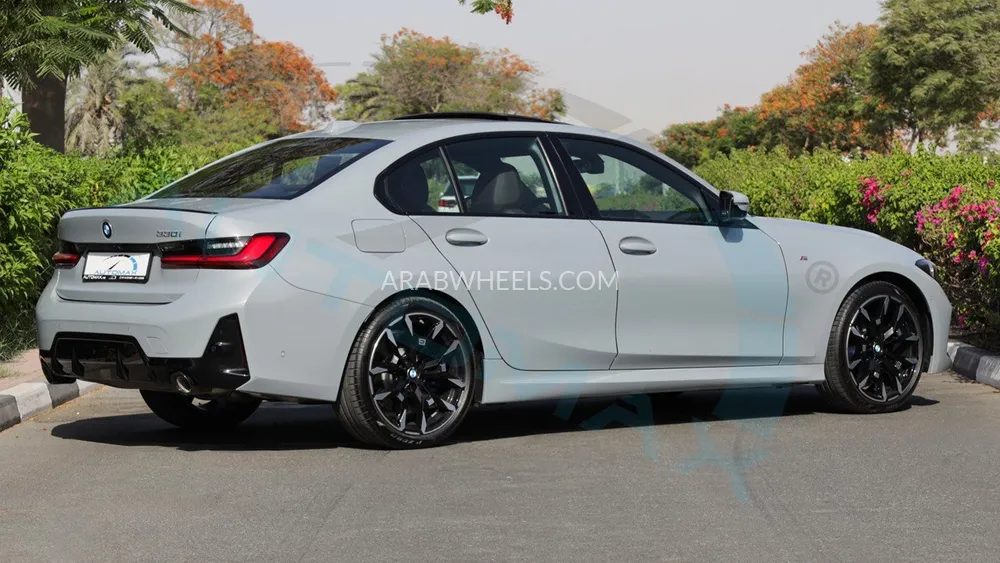 بي ام دبليو الفئة الثالثة 2025 for Sale in وادي الدواسر Image-6