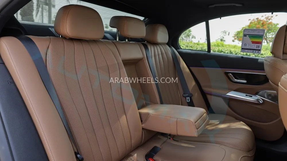 مرسيديس بنز E كلاس 2025 for Sale in وادي الدواسر Image-32