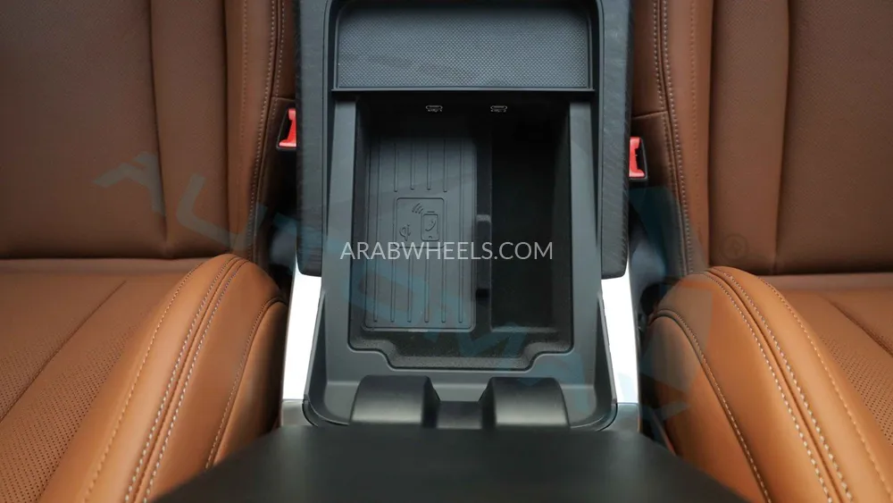 أودي Q8 2025 for Sale in وادي الدواسر Image-23