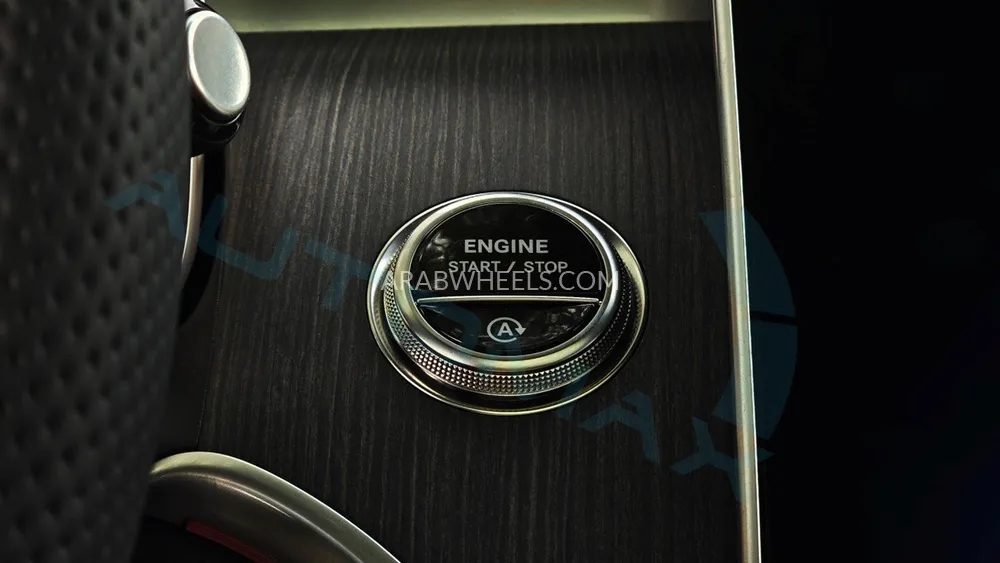 مرسيديس بنز GLC كلاس 2025 for Sale in وادي الدواسر Image-19