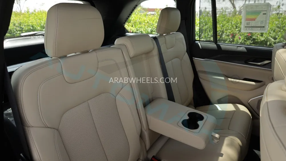 جيب جراند شيروكي 2025 for Sale in وادي الدواسر Image-22