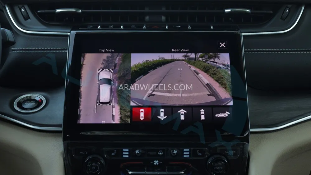 جيب جراند شيروكي 2025 for Sale in وادي الدواسر Image-13