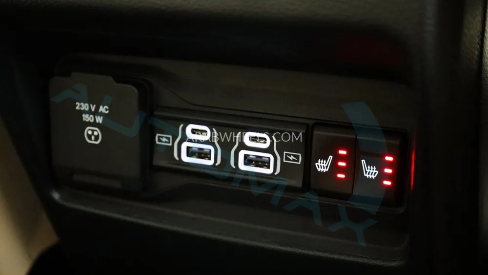 جيب جراند شيروكي 2025 for Sale in وادي الدواسر Image-21