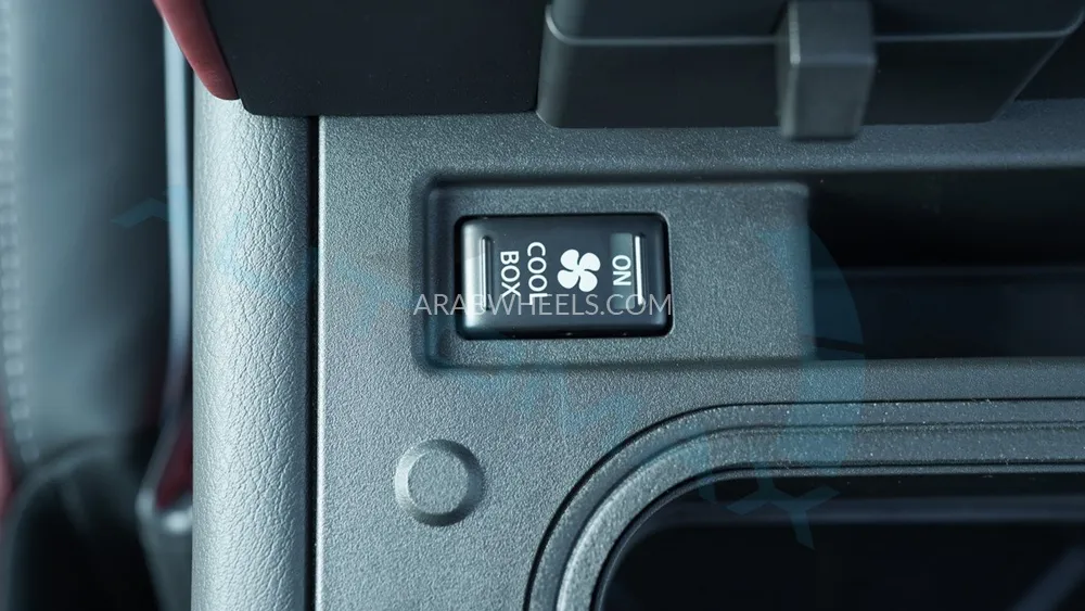 إنفينيتي QX80 2025 for Sale in وادي الدواسر Image-24