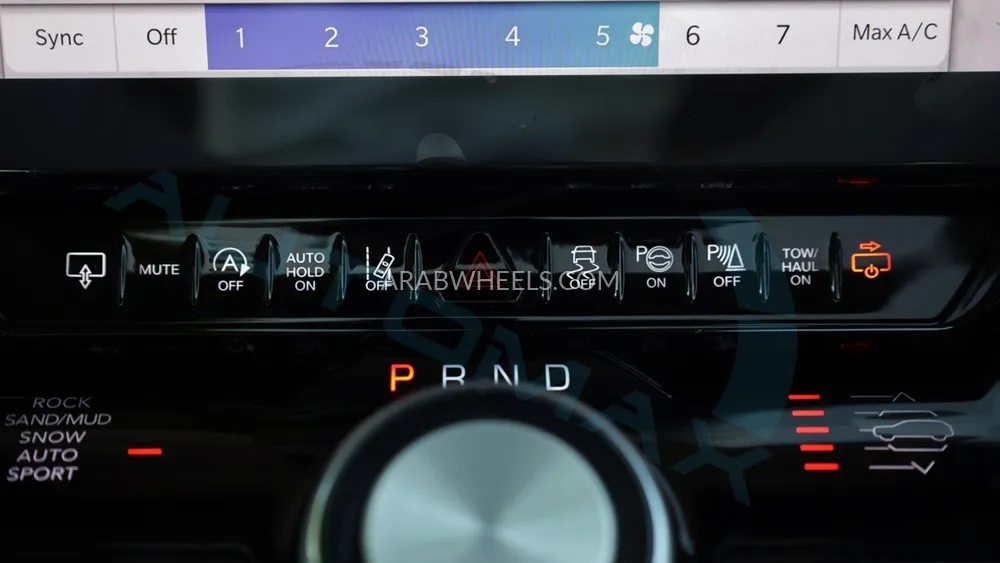 جيب جراند واجونير 2023 for Sale in وادي الدواسر Image-26