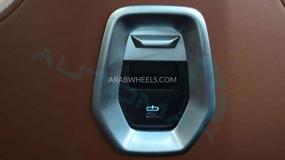 بي ام دبليو الفئة السابعة 2024 for Sale in وادي الدواسر Image-26