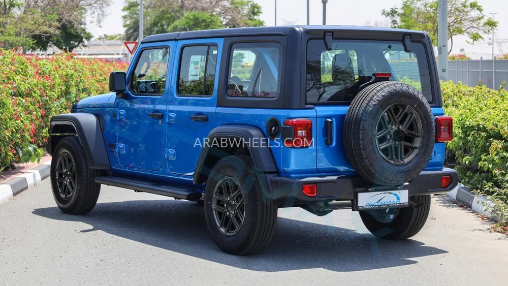 جيب رانجلر 2024 for Sale in وادي الدواسر Image-4