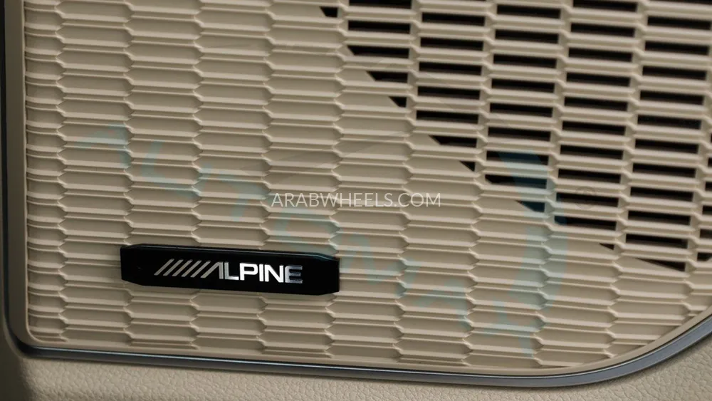 جيب جراند شيروكي 2024 for Sale in وادي الدواسر Image-26