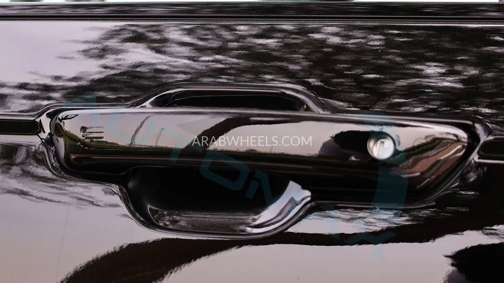 جيب جراند شيروكي 2024 for Sale in وادي الدواسر Image-27