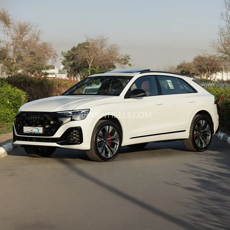 أودي Q8 2025 for Sale in وادي الدواسر Image-43