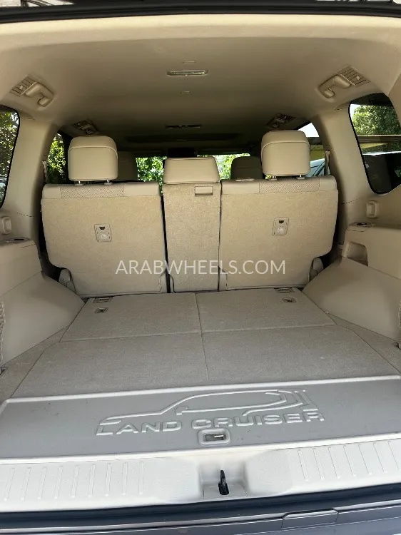 تويوتا لاند كروزر 2025 for Sale in جدة Image-8