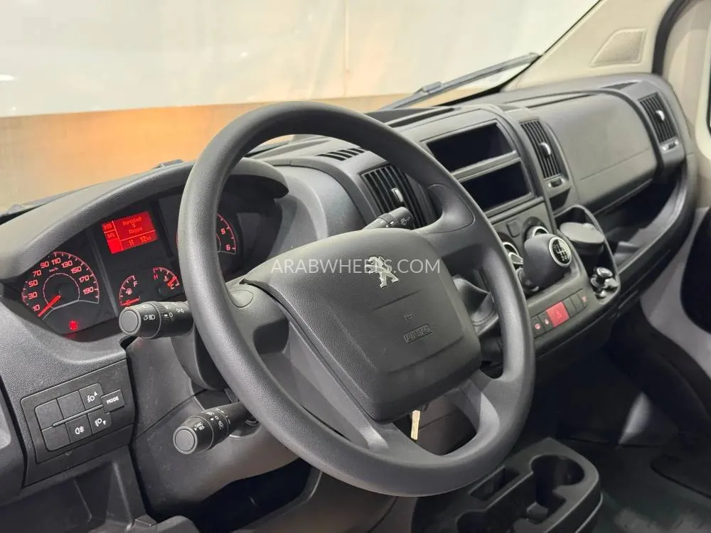 بيجو بوكسر 2024 for Sale in الرياض Image-7