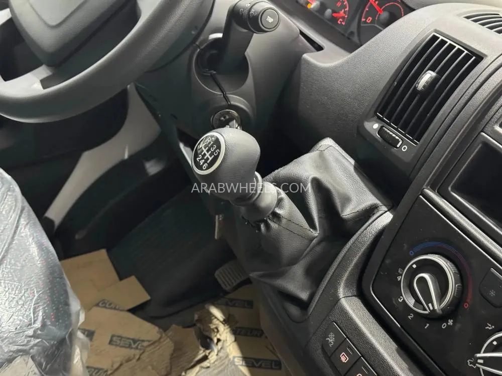 بيجو بوكسر 2025 for Sale in الرياض Image-11