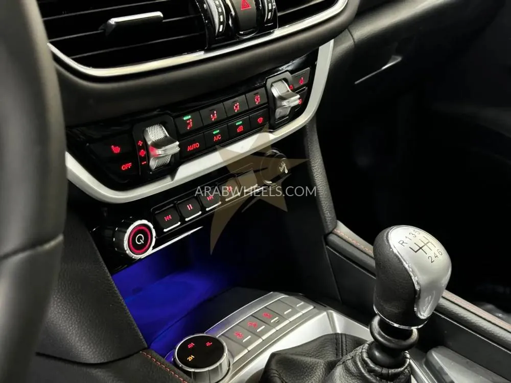 فوتون تونلاند 2024 for Sale in الرياض Image-11