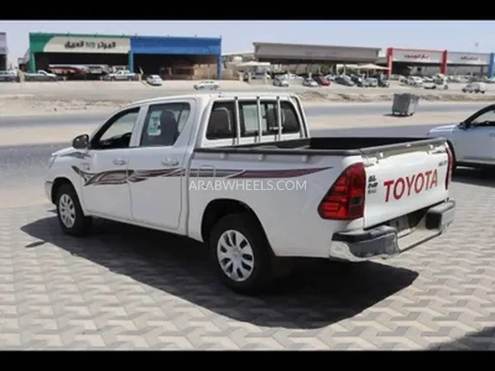 تويوتا هايلكس 2025 for Sale in الدمام Image-7