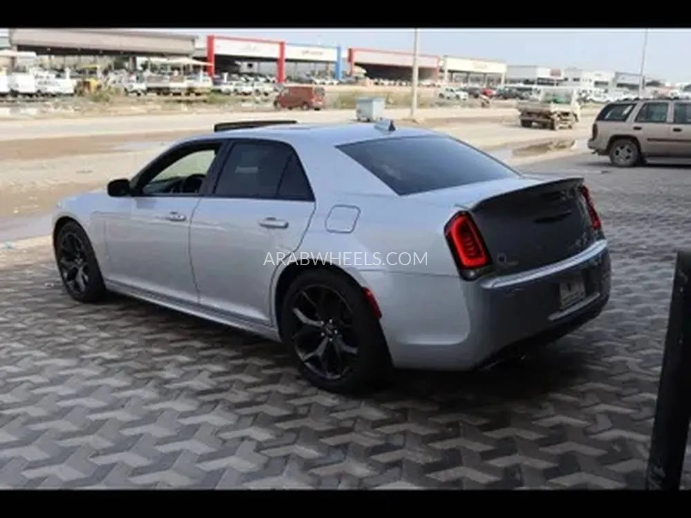 كرايسلر 300 2021 for Sale in الدمام Image-9