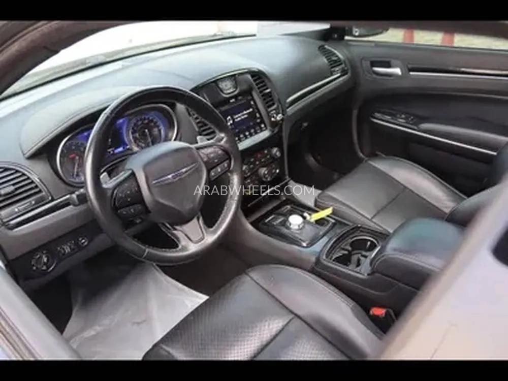 كرايسلر 300 2021 for Sale in الدمام Image-10