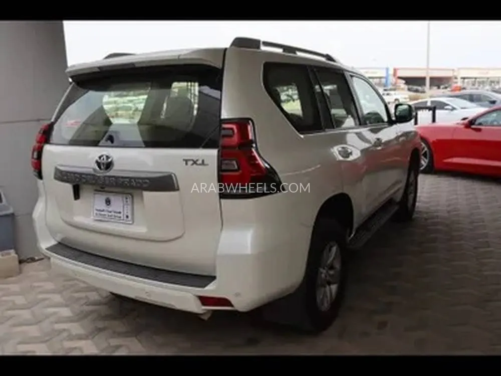 تويوتا لاند كروزر برادو 2020 for Sale in الدمام Image-4