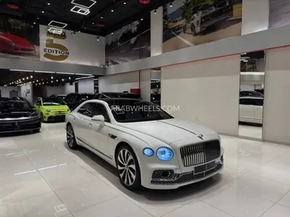 بنتلي كونتيننتال 2023 for Sale in الرياض Image-3