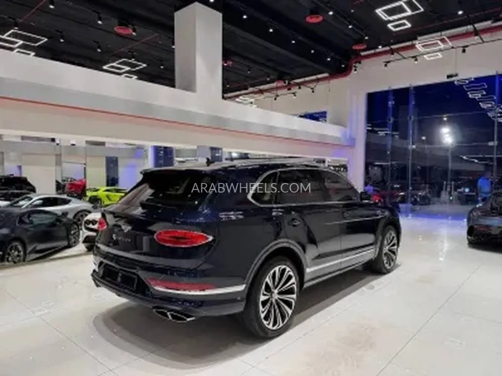 بنتلي بنتايجا 2023 for Sale in الرياض Image-6