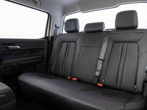 جاي إم سي جراند أفينيو الداخلية 