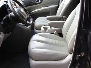 كيا كرنفال الداخلية 