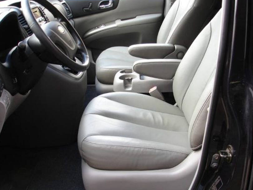 كيا كرنفال الجيل الثاني (VQ) Interior 