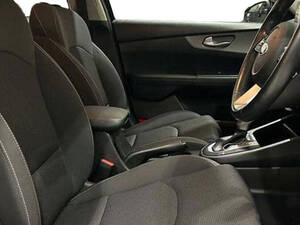 Kia Grand Cerato Interior 