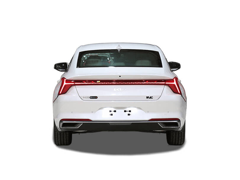 كيا K8 الخارجية 