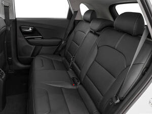 كيا نيرو الداخلية 