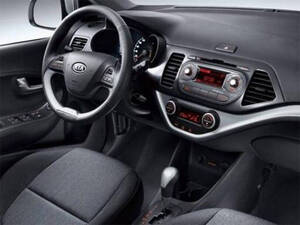 كيا بيكانتو الداخلية 