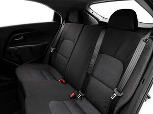 كيا ريو الداخلية 