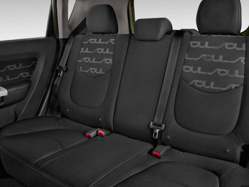 كيا سول الجيل الأول (AM) Interior 