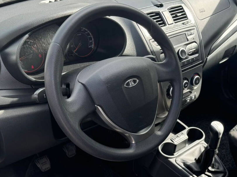 لادا كالينا Interior 