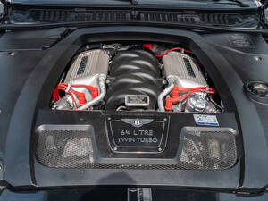 بنتلي أرناج الخارجية 