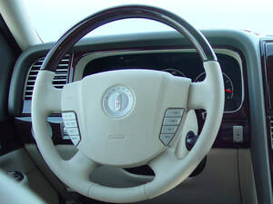 لينكون أفياتور الداخلية 