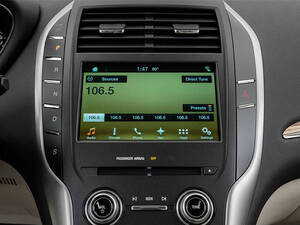 Lincoln MKC Interior 