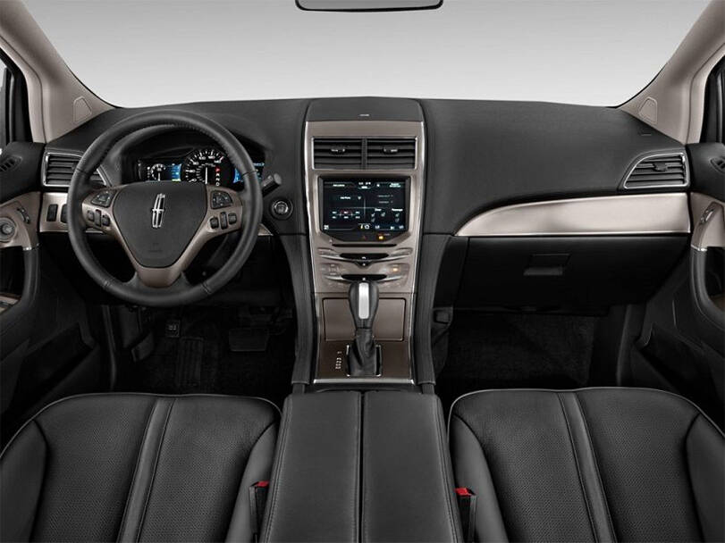 لينكون إم كيه إكس الجيل الأول (U388) Interior 