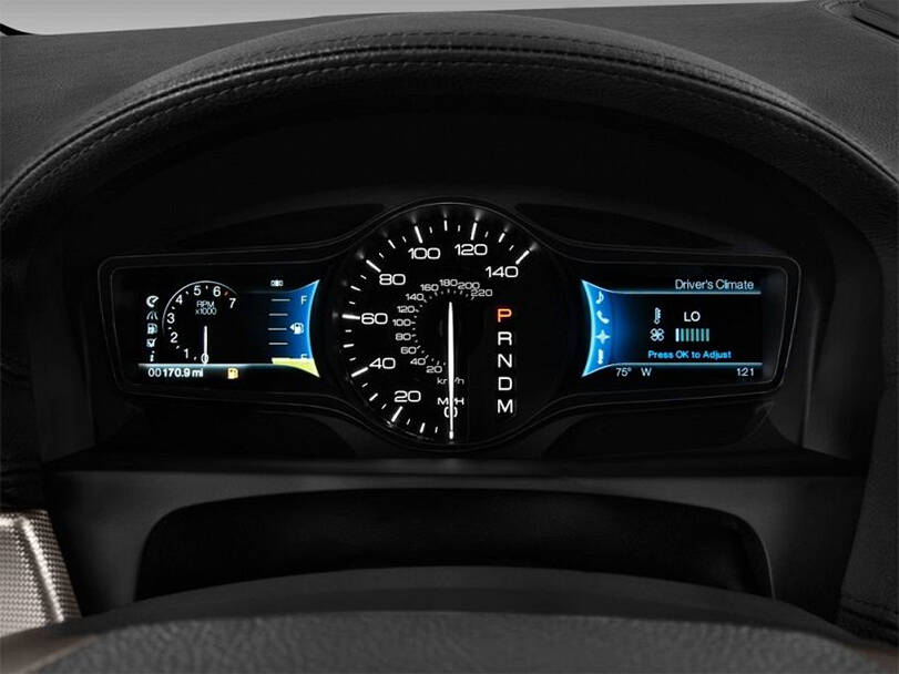 لينكون إم كيه إكس الجيل الأول (U388) Interior 