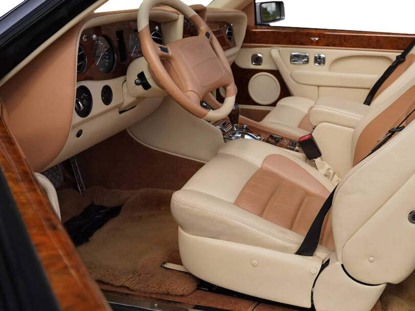 بنتلي كونتيننتال الجيل الأول Interior 