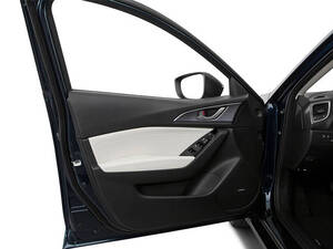 مازدا 3 الداخلية 