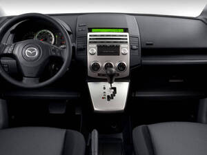 مازدا ٥ الداخلية 