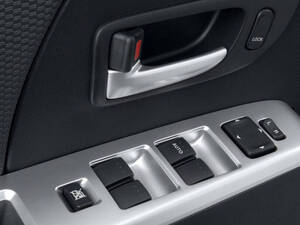 مازدا ٥ الداخلية 