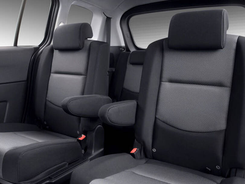 Mazda 5 2nd Generation Interior 