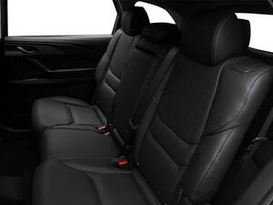 مازدا سي إكس ٩ الداخلية 