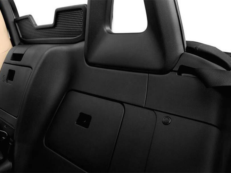 مازدا إم إكس ٥ Interior 