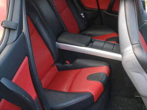 مازدا آر إكس ٨ الداخلية 